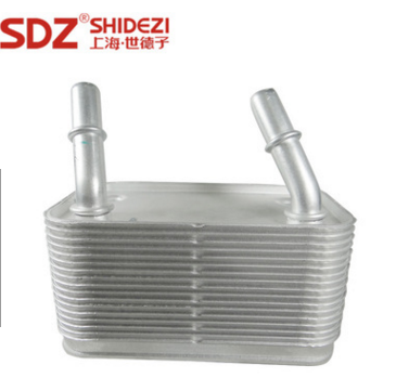 寶馬8M0375756781的汽車(chē)零件油冷卻器