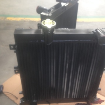 濟寧金獅生產各種型號的水箱散熱器，油冷器