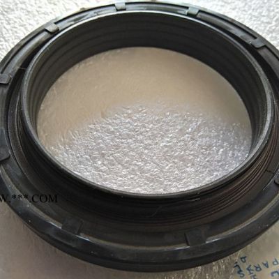 宇通配件1005-02167 曲軸前油封