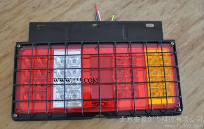 供應勝達新型防水時代輕卡后尾燈多功能轉向燈剎倒車燈LED尾燈