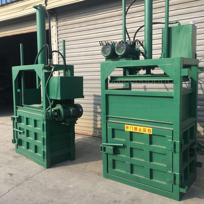 服裝廠衣服下腳料液壓打包機(jī) 立式齒輪油桶壓塊機(jī) 啟航垃圾分檢站打包機(jī)