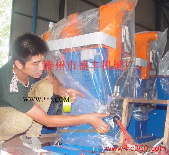 供應(yīng)山東廠家制動(dòng)蹄片鉚接機(jī)供應(yīng)滕州盛豐TM-210-100F鉚制動(dòng)蹄機(jī)