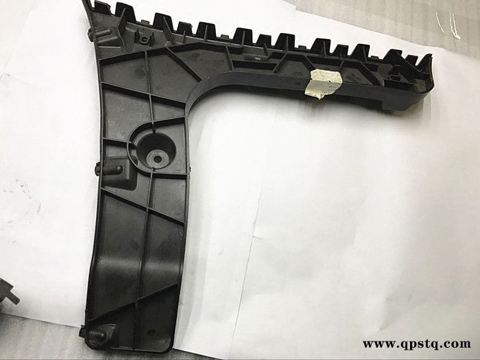 奧迪  新A6L C7 后杠支架 后杠導槽 后尾燈支架 后杠2側支架